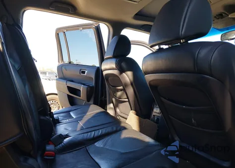 2010 Honda Pilot Touring z USA, uszkodzony, nr VIN 5FNYF3H99AB005660